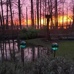 Apartament See-haus, Arboretum & Sauna Am Plessower-see *