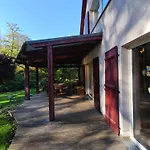 Apartament See-haus, Arboretum & Sauna Am Plessower-see