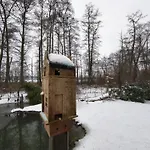 Apartament See-haus, Arboretum & Sauna Am Plessower-see Kolonie Zern