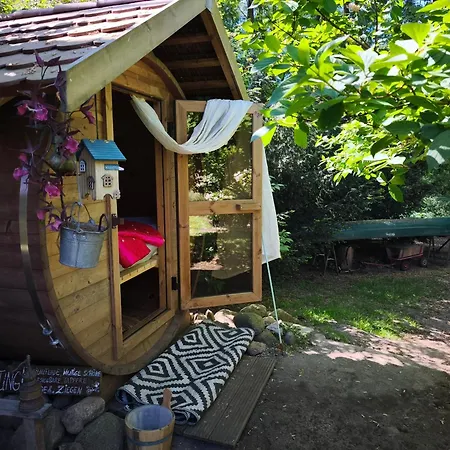Lejlighed See-haus, Arboretum & Sauna Am Plessower-see *