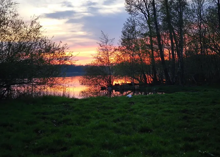 شقة See-haus, Arboretum & Sauna Am Plessower-see *