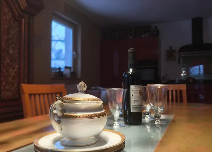 See-haus, Arboretum & Sauna Am Plessower-see * Kolonie Zern